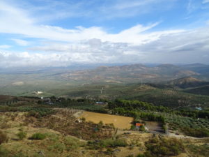 Vistas del valle del Guadalquivir desde la cueva de la Graja